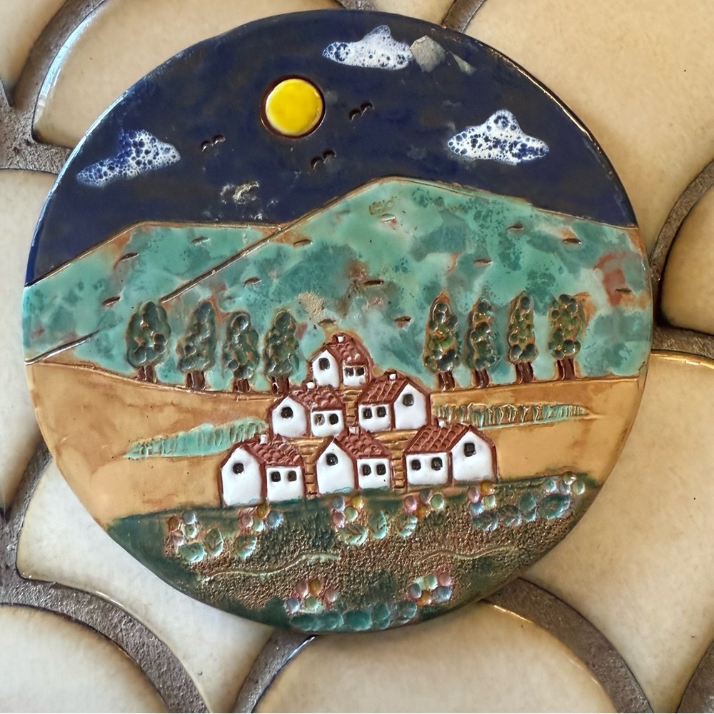 Arcil Lousa Portugal Ceramic Artisan Mission Pueblo Pottery, Hanging/Trivet Art - Picture 2 of 9